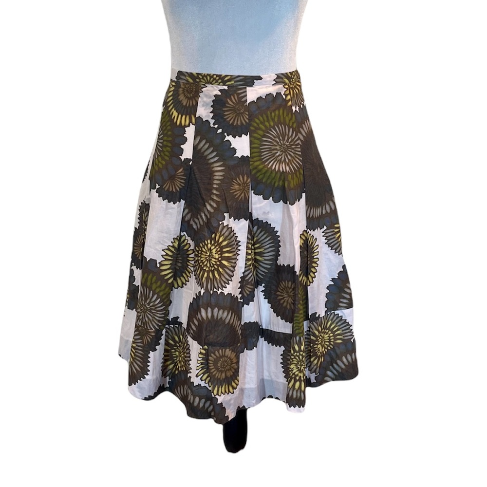BCBGMaxazria floral abstract pattern Aline pleated fully lined skirt size 4
